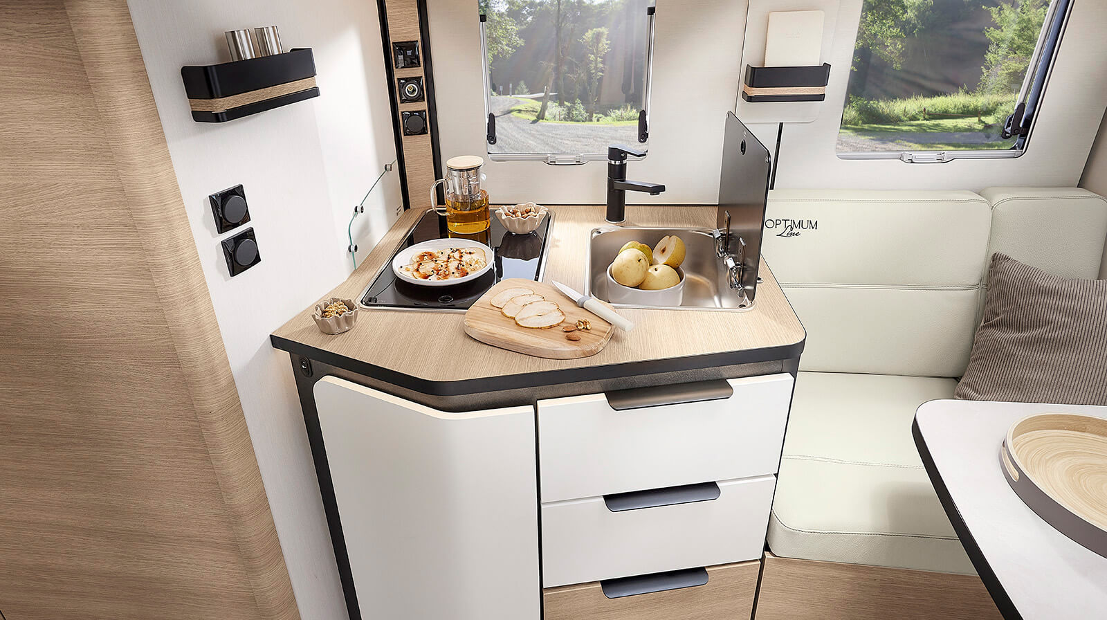 PHOTOS INTÉRIEURES RAPIDO Camping-car C66