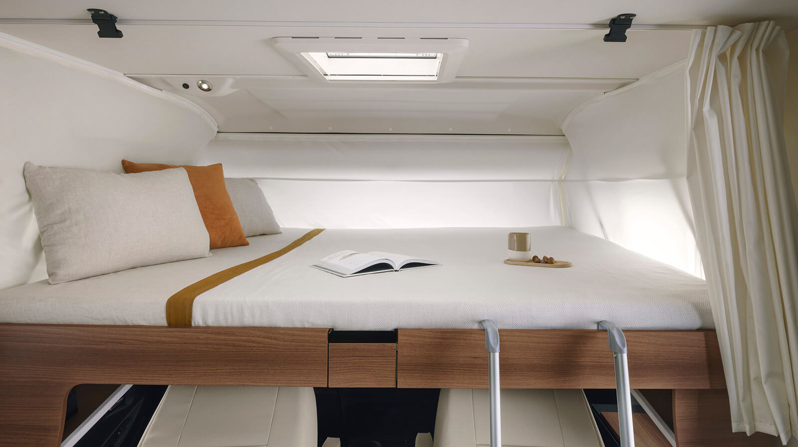 PHOTOS INTÉRIEURES RAPIDO Camping-car C55i