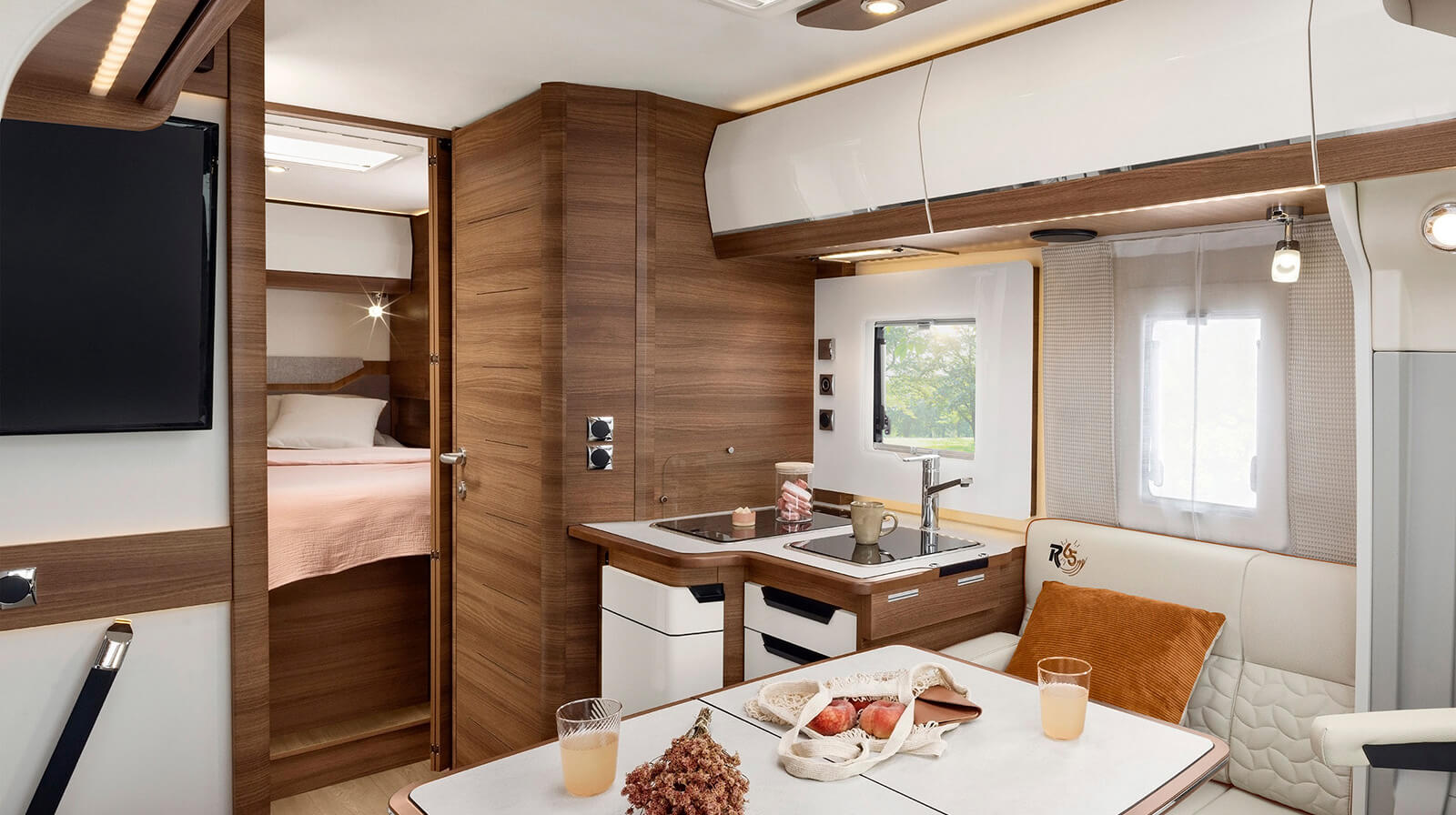 PHOTOS INTÉRIEURES RAPIDO Camping-car C86