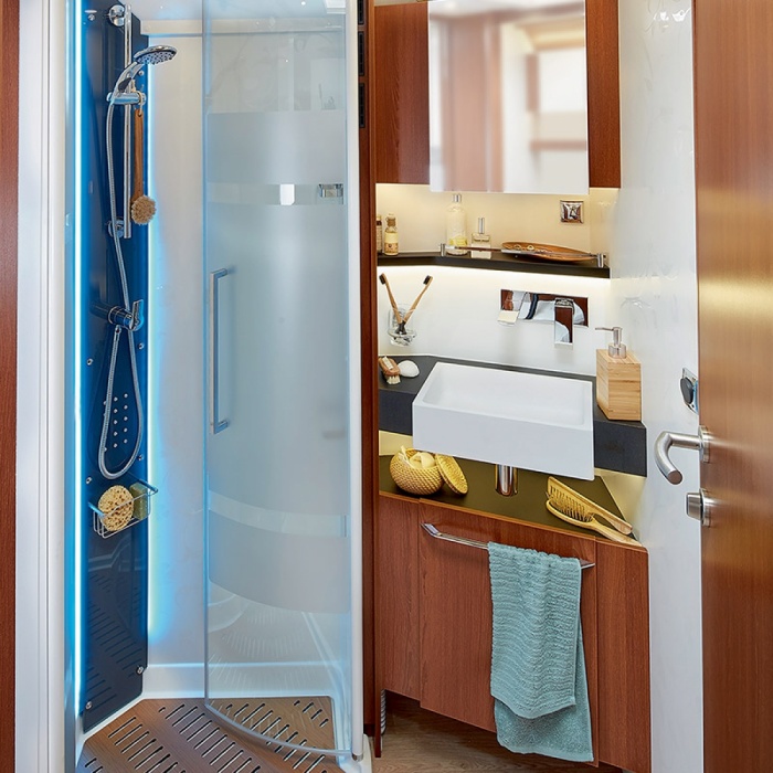 i1090: ainutlaatuinen erillinen kylpyhuone